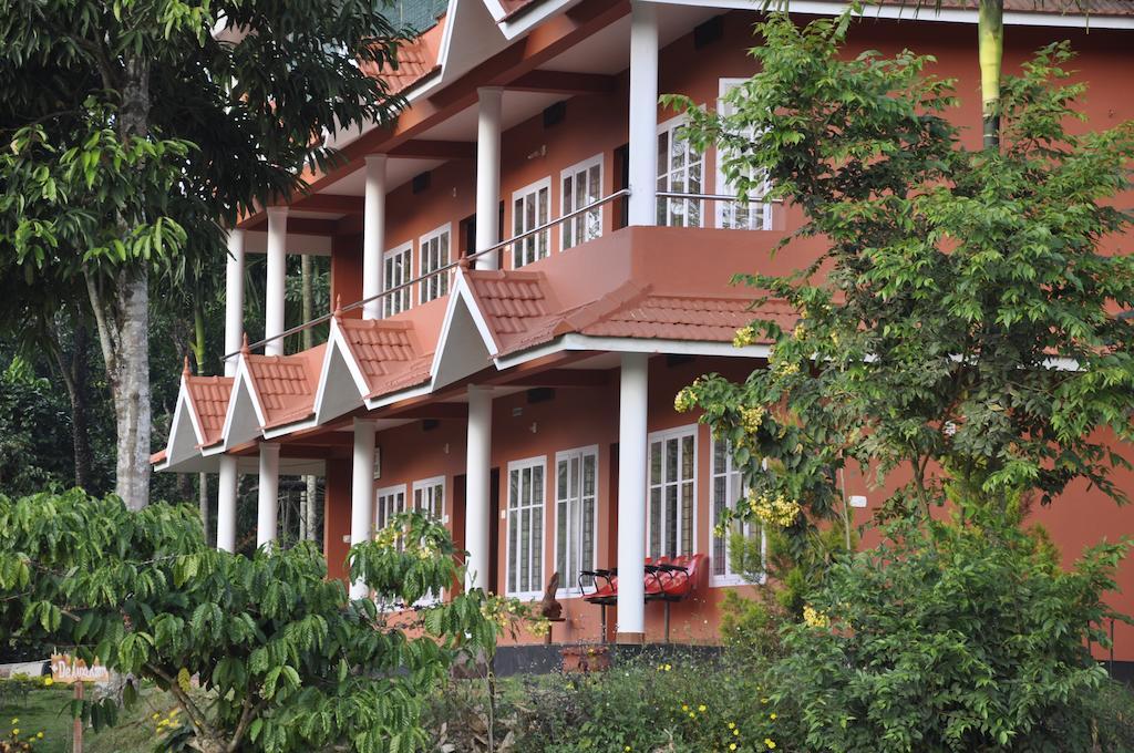 Sunbird Garden Resort Krishnagiri Bilik gambar