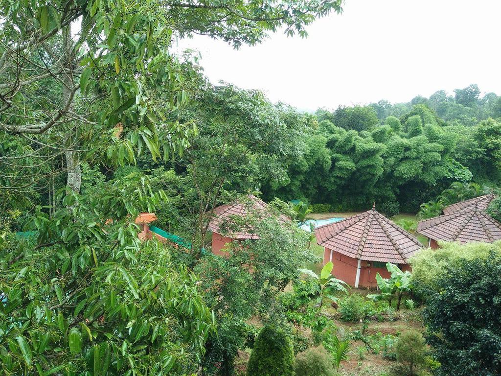 Sunbird Garden Resort Krishnagiri Luaran gambar