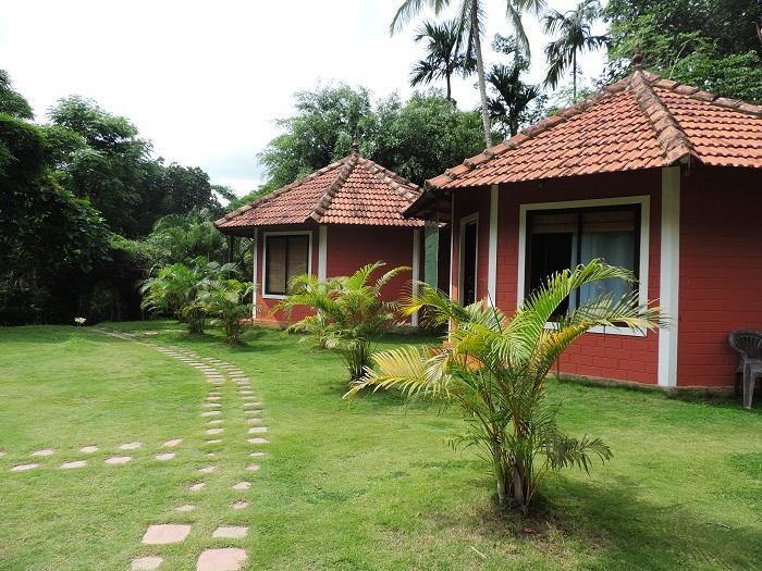 Sunbird Garden Resort Krishnagiri Luaran gambar