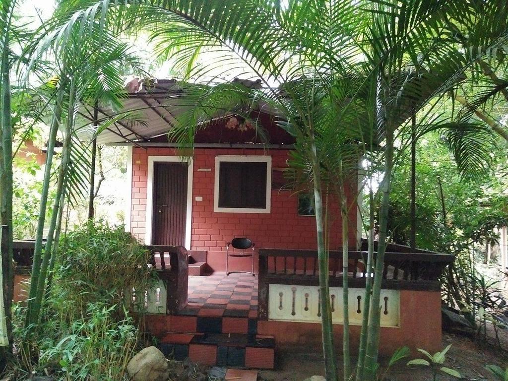 Sunbird Garden Resort Krishnagiri Luaran gambar