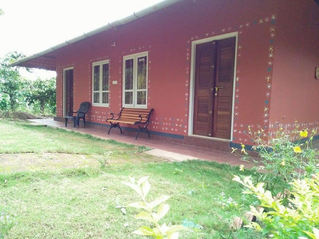 Sunbird Garden Resort Krishnagiri Luaran gambar