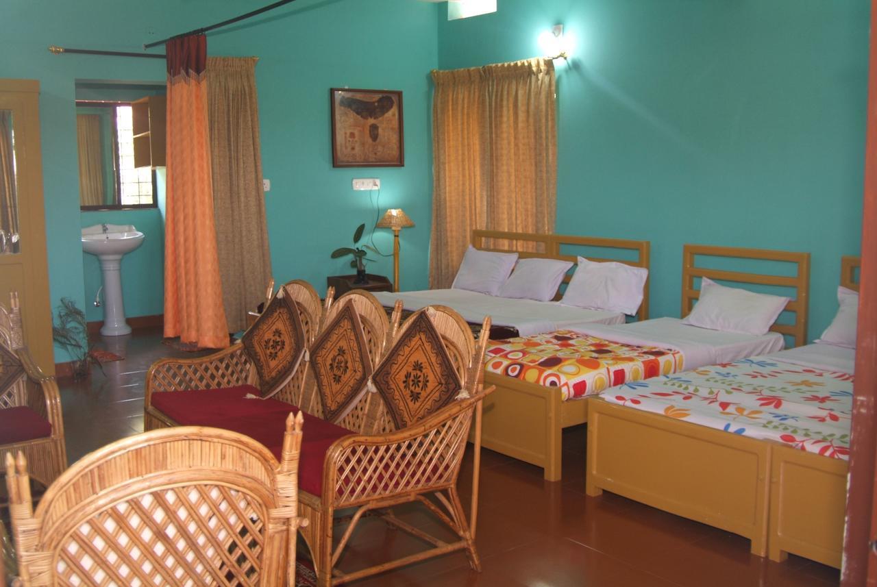 Sunbird Garden Resort Krishnagiri Bilik gambar