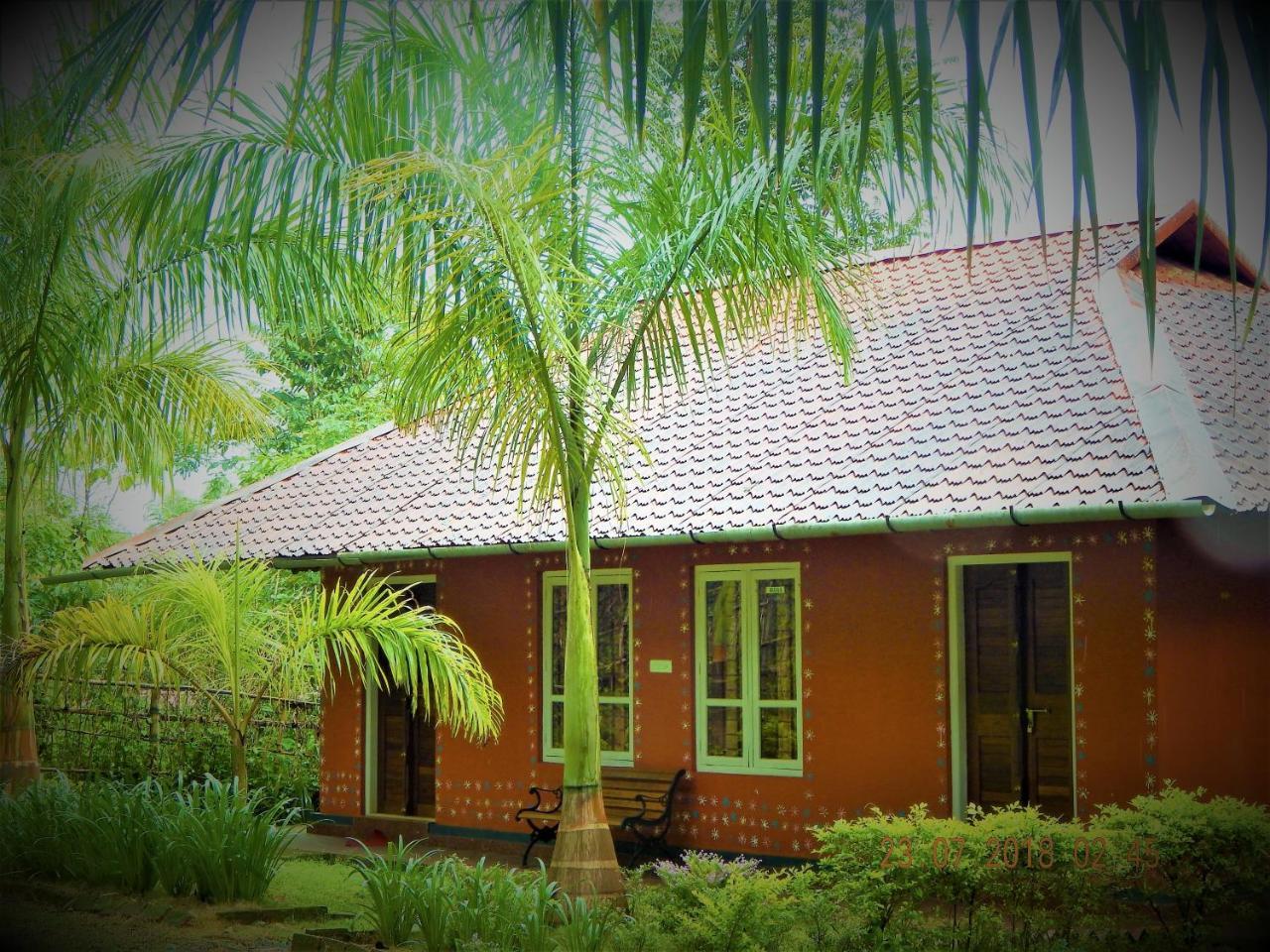 Sunbird Garden Resort Krishnagiri Luaran gambar